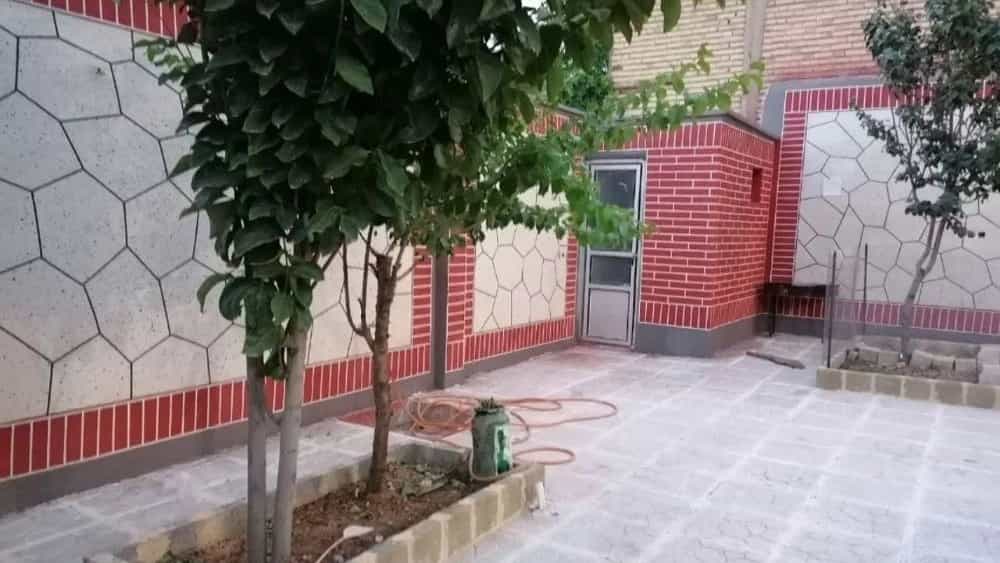 بازسازی نمای ساختمان در سمنان